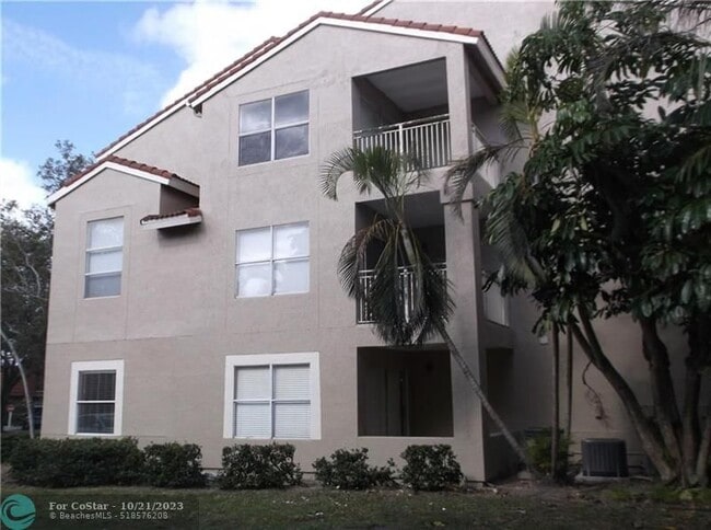 Building Photo - 1845 Palm Cove Blvd