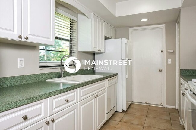 Building Photo - 3 Bedroom Pet-Friendly Home in Sarasota, F...