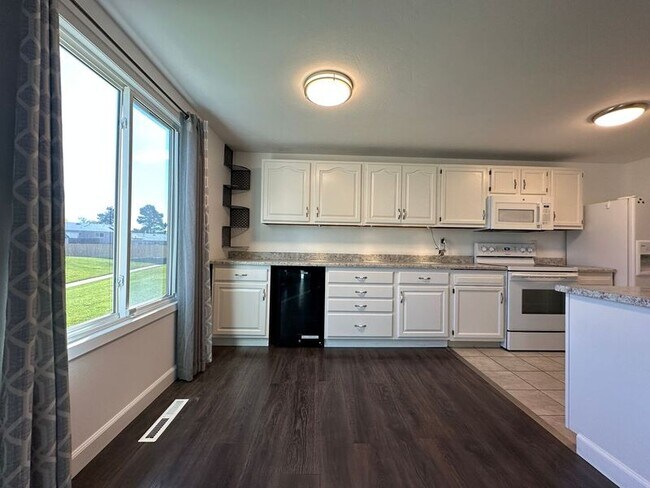 Foto del edificio - 5854 W 93rd Ave