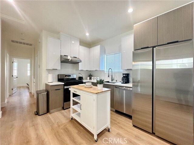Building Photo - 10126 Pua Dr