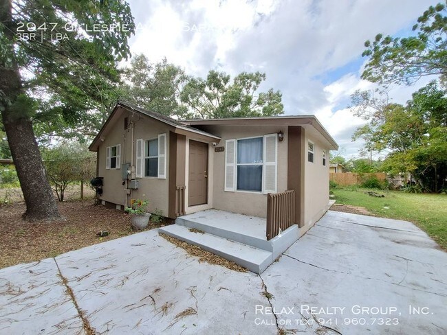 Foto del edificio - 2947 Gillespie Ave