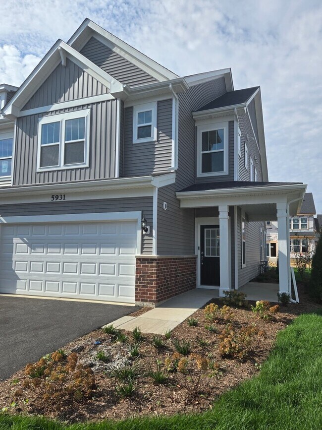 Foto del edificio - 5931 Hawkweed Dr