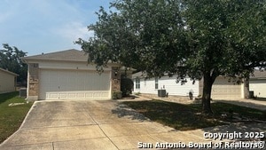 Building Photo - 12759 Pronghorn Oak