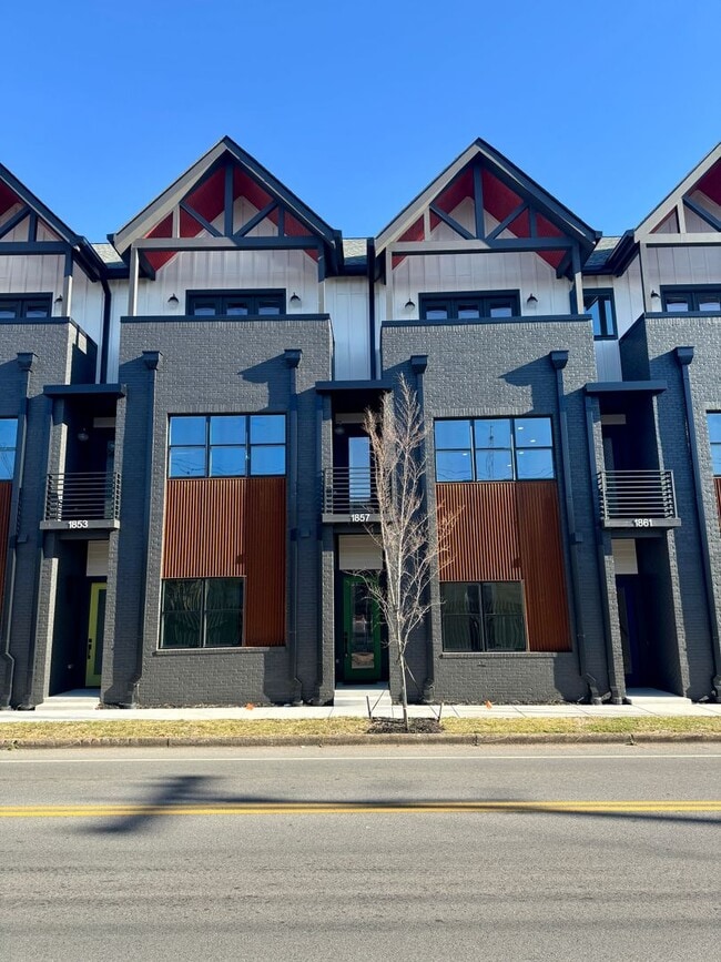 Photo - 1857 Zeta Way House