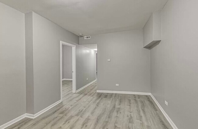 Foto del edificio - 427 N Lawndale Ave