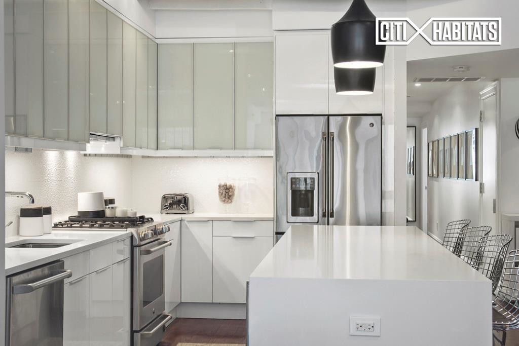 Foto principal - 148 W 28th St