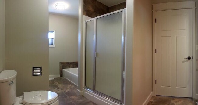 Foto del edificio - 3301 Central Ave