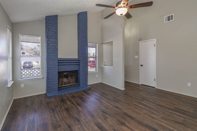 Building Photo - 3106 Raccoon Run