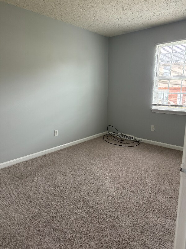 Building Photo - 53 Ferguson Dr