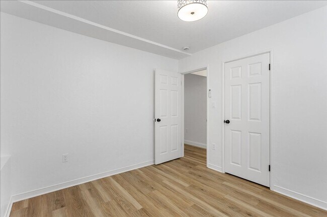 Foto del edificio - 1443 Stanton St