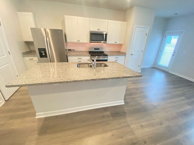 Foto del edificio - For Lease - 3 Bed, 2.5 Bath, 1600 sqft Tow...