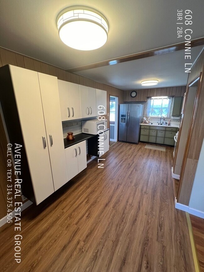 Building Photo - 3 bed, 1.5 bath gem in the Parkway South s...