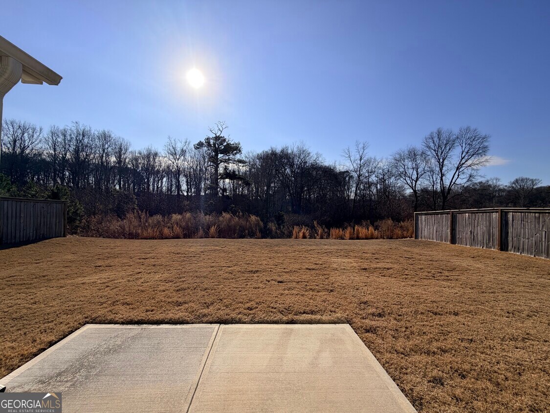 Foto del edificio - 3283 Lowell Rd