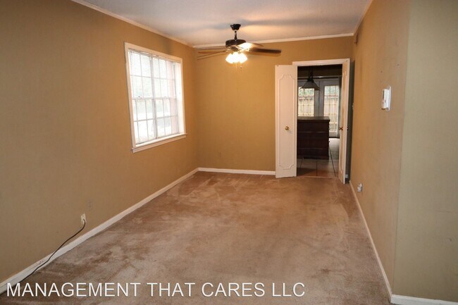 Building Photo - 2 br, 1.5 bath House - 575 S. Goodlett Street