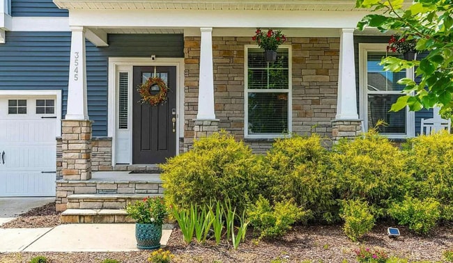 Building Photo - Spacious Raleigh Home with Modern Comforts