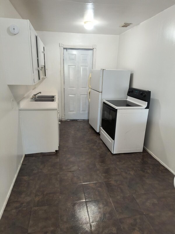 Foto principal - 308 Rhode Island St SE