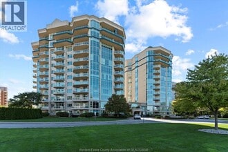 Building Photo - 5055 Riverside Dr E