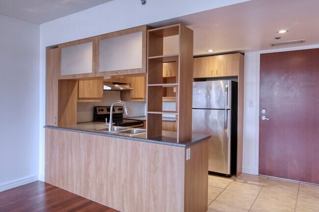 Building Photo - 2700 Rufus Rockhead