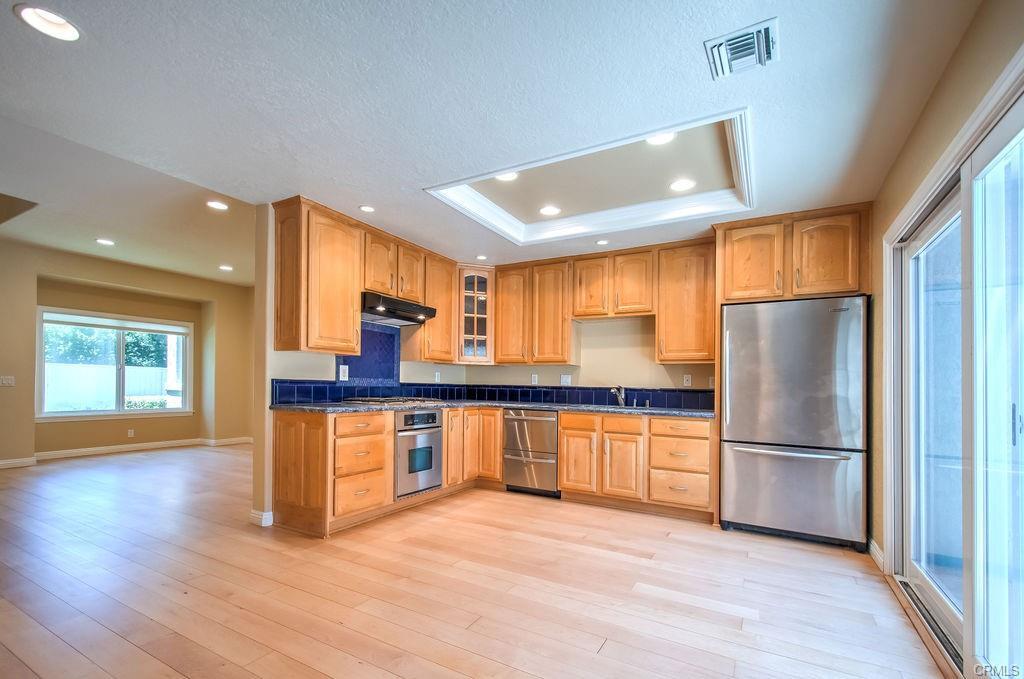 559 Springbrook N Unit 31, Irvine, CA 92614 Condo for Rent in Irvine, CA