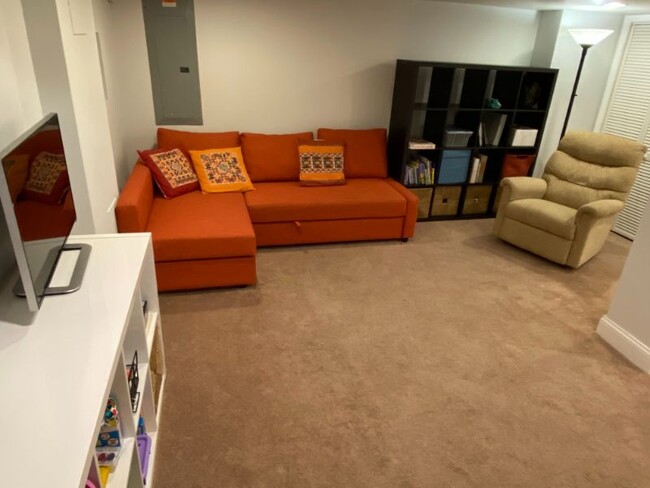 Foto del edificio - 1523 Isherwood St NE