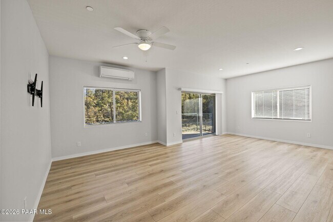 Foto del edificio - 1257 White Spar Rd