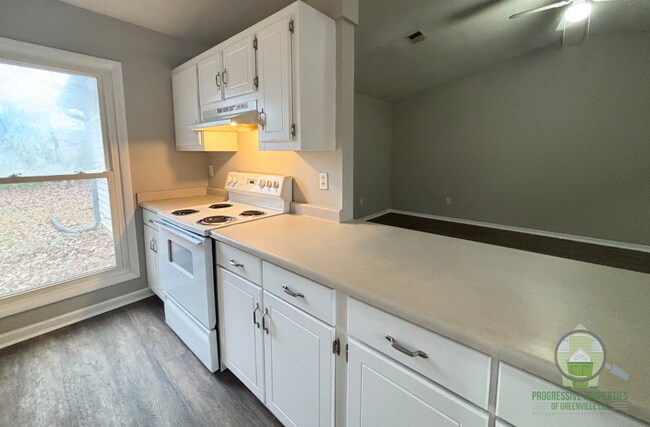 Foto del edificio - 103 Parkston Ave