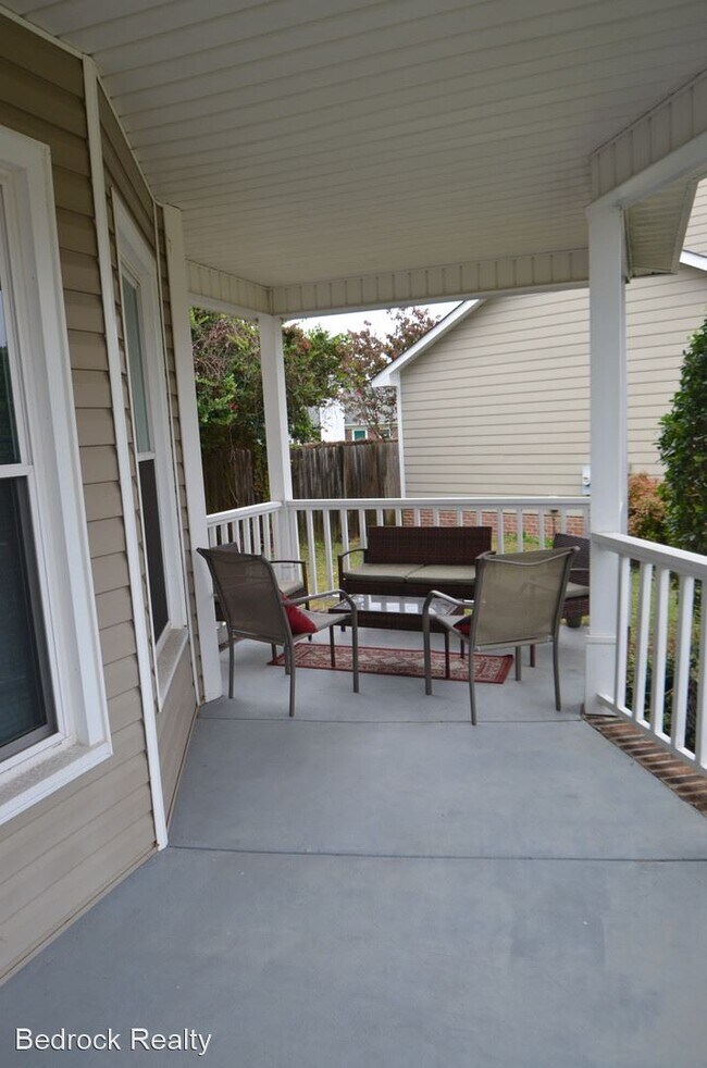 Building Photo - 3 br, 2.5 bath House - 294 Potash Place