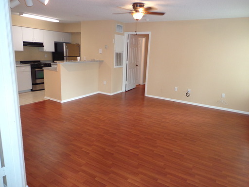 Building Photo - 2/2 Park Central Condo Close to Millenia