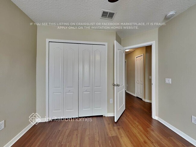 Foto del edificio - 30603 Wrencrest Dr