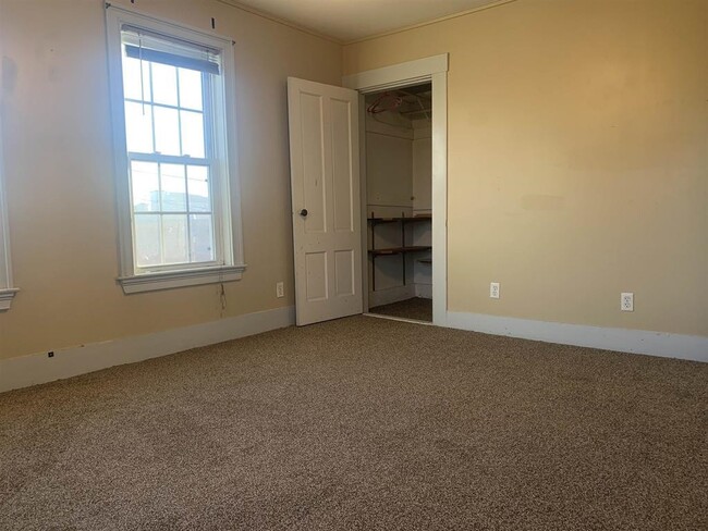 Building Photo - 14 Preble St
