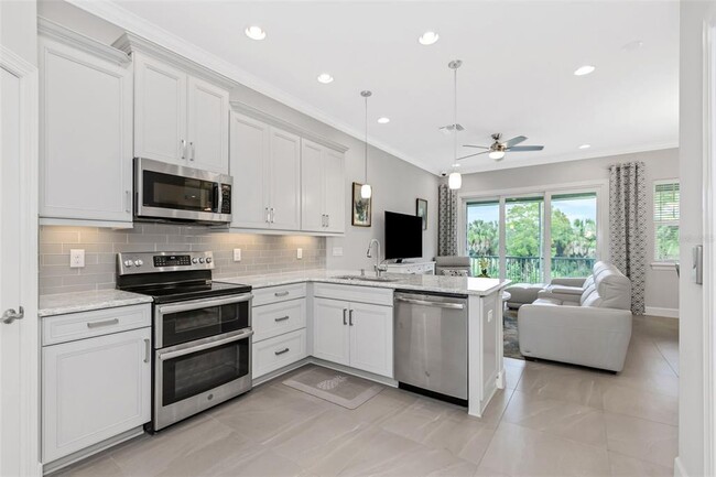 Building Photo - 4111 Rocky Shores Dr