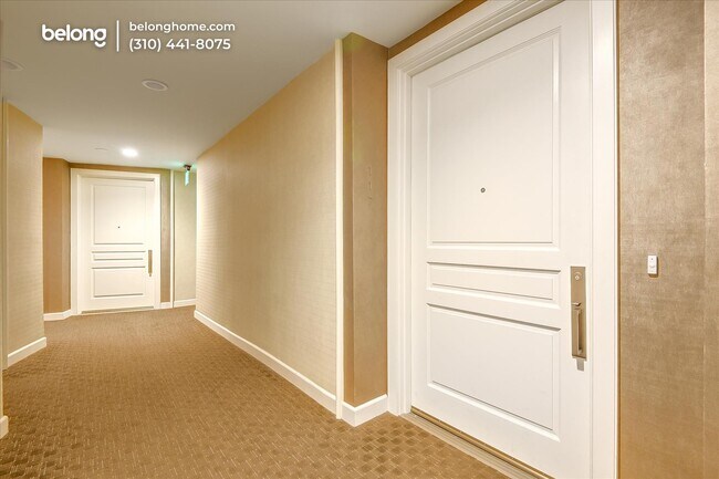 Foto del edificio - 809 S Bundy Dr
