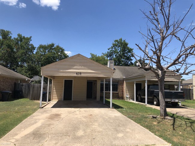 Building Photo - 3 br, 2 bath Duplex - 639 San Mario Ct 639...