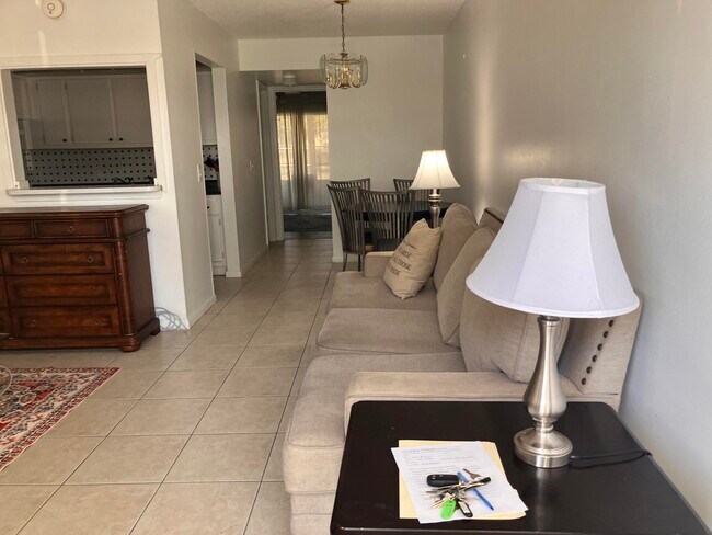 Building Photo - 130 Northampton G