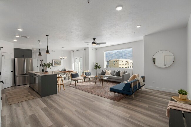 Building Photo - 529 S 1020 W
