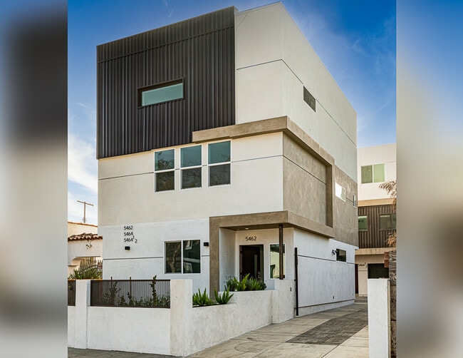Building Photo - 5462 Geer St