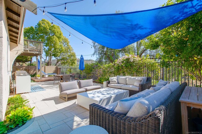 Building Photo - 6052 Rancho Bravado