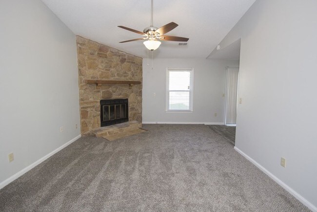 Building Photo - Now Available! Schedule a Viewing TODAY!