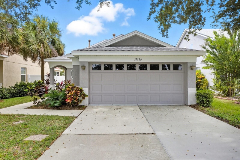 Primary Photo - 10220 41st Ct E