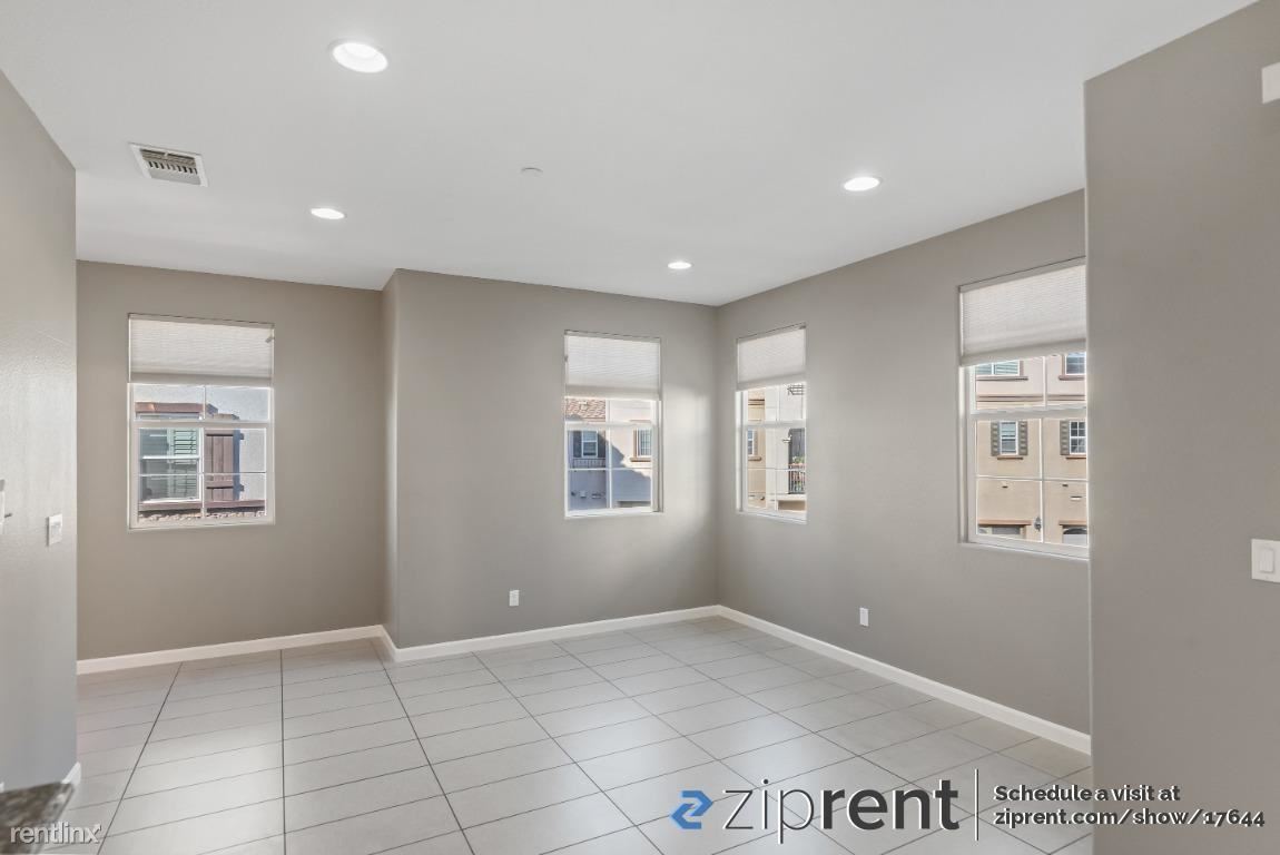 Primary Photo - 2 br, 2.5 bath Condo - 2004 Anemone Way, S...