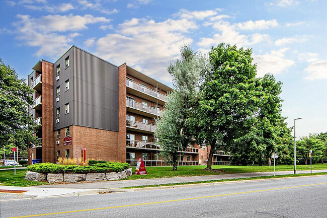 Building Photo - Woodstone Apartments