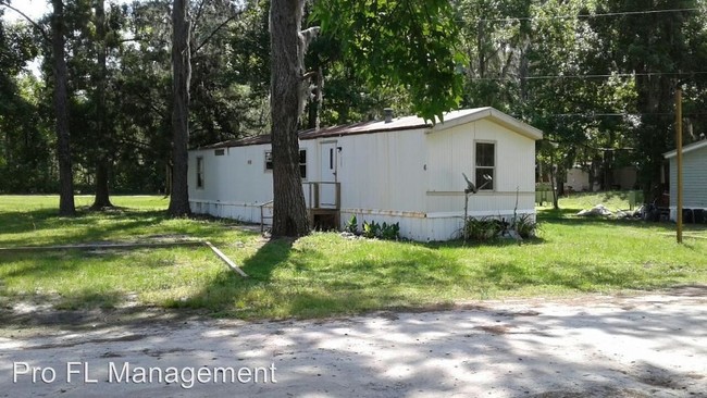 Building Photo - 2800-2800 CR 13 S