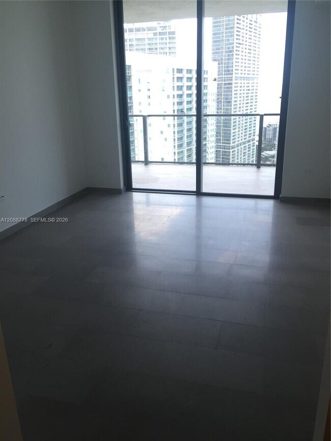 Foto del edificio - 68 SE 6th St