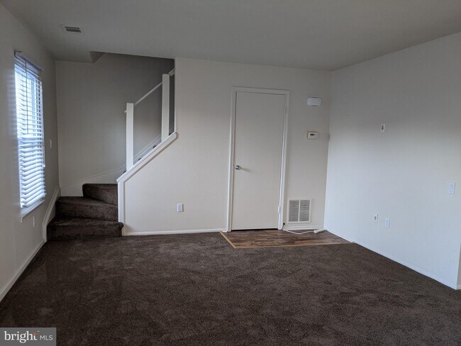 Building Photo - 2404 Ferrell Ct