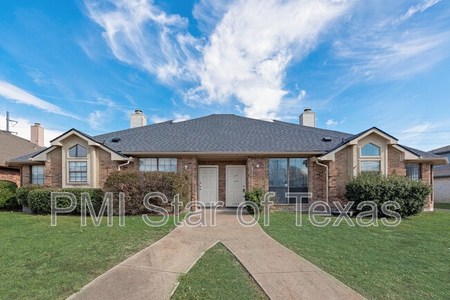 Building Photo - 13214 Fall Mnr