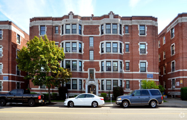 Foto del edificio - 209 Elmwood Ave