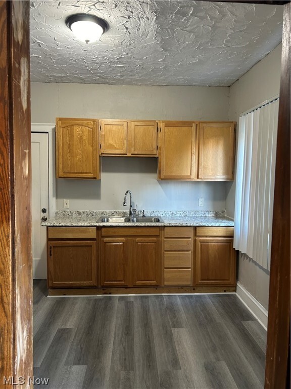 Foto del edificio - 4246 E 133rd St