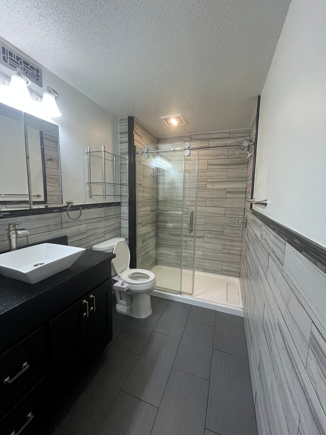 Foto del edificio - 4701 Chadwick Rd