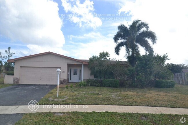 Building Photo - 5220 SW 8th Ct