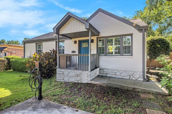 Foto del edificio - Fully Renovated Smart Home | EV Ready | Au...